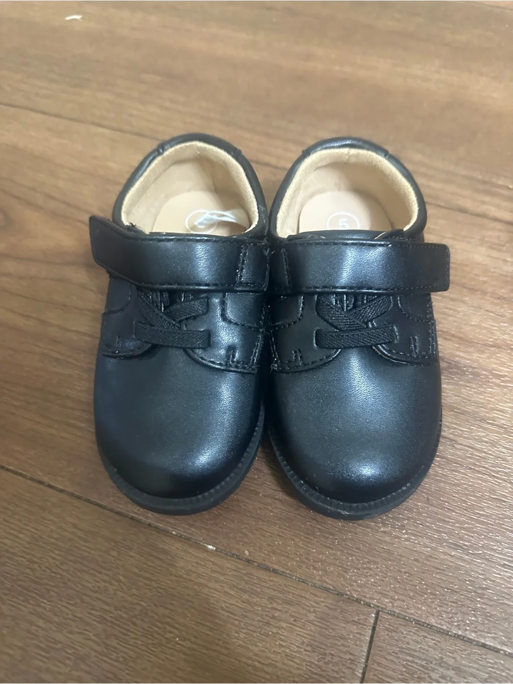 Boy Toddler sneakers / dress shoes